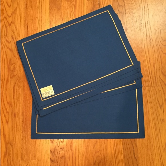 Gorgeous Brand New Placemats💙 - Picture 2 of 2